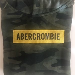 Abercrombie Boy’s Boxed Logo Hoodie Camo 11/12